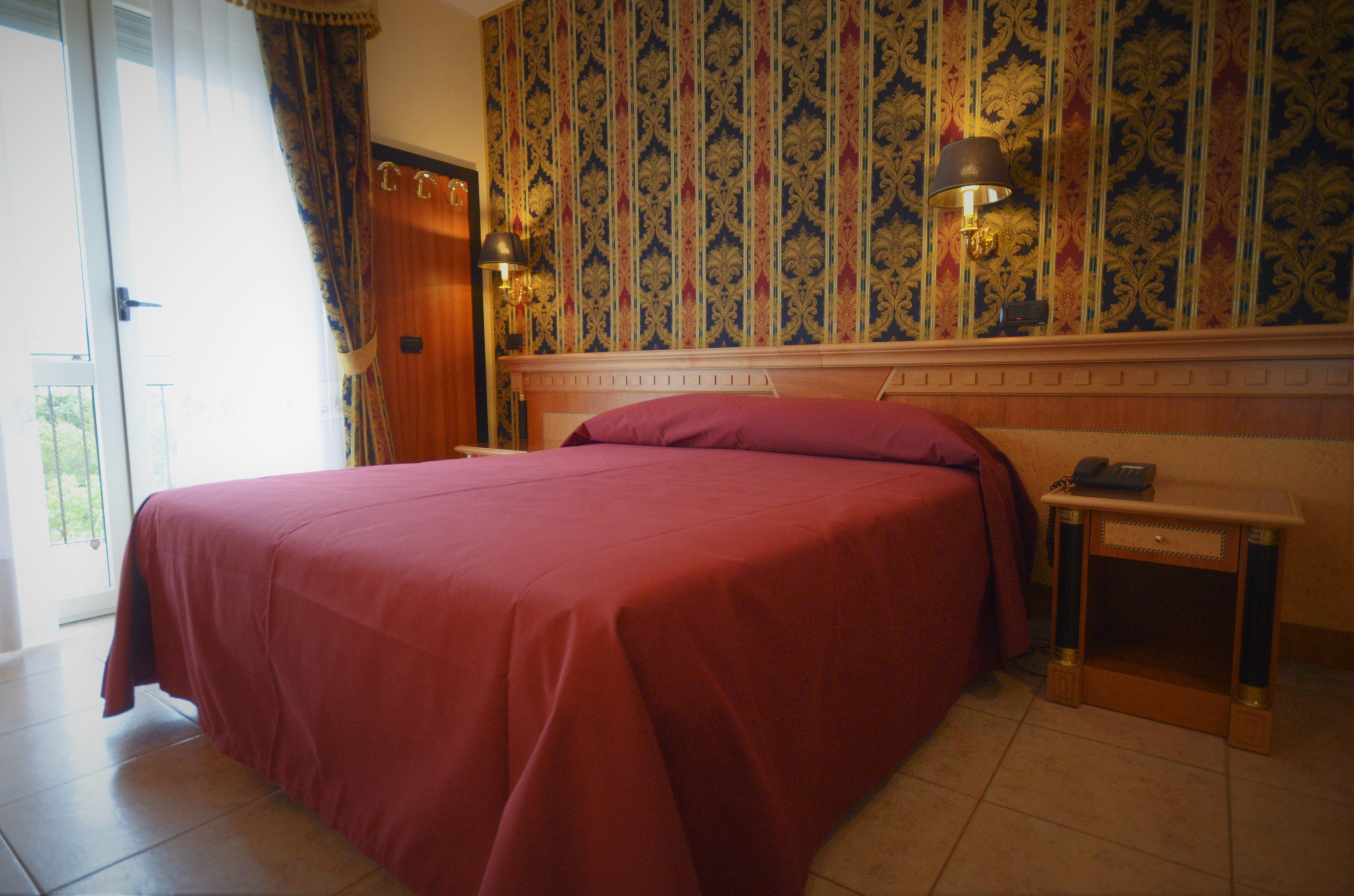 San Giovanni Rotondo Palace - Alihotels Exterior photo