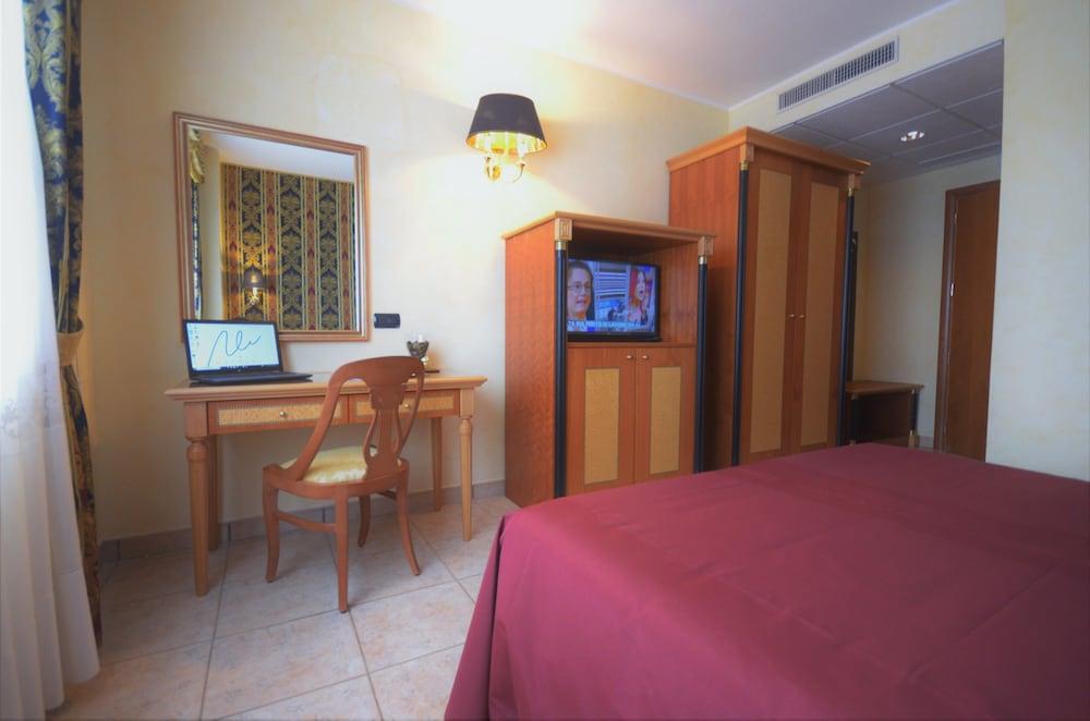 San Giovanni Rotondo Palace - Alihotels Exterior photo